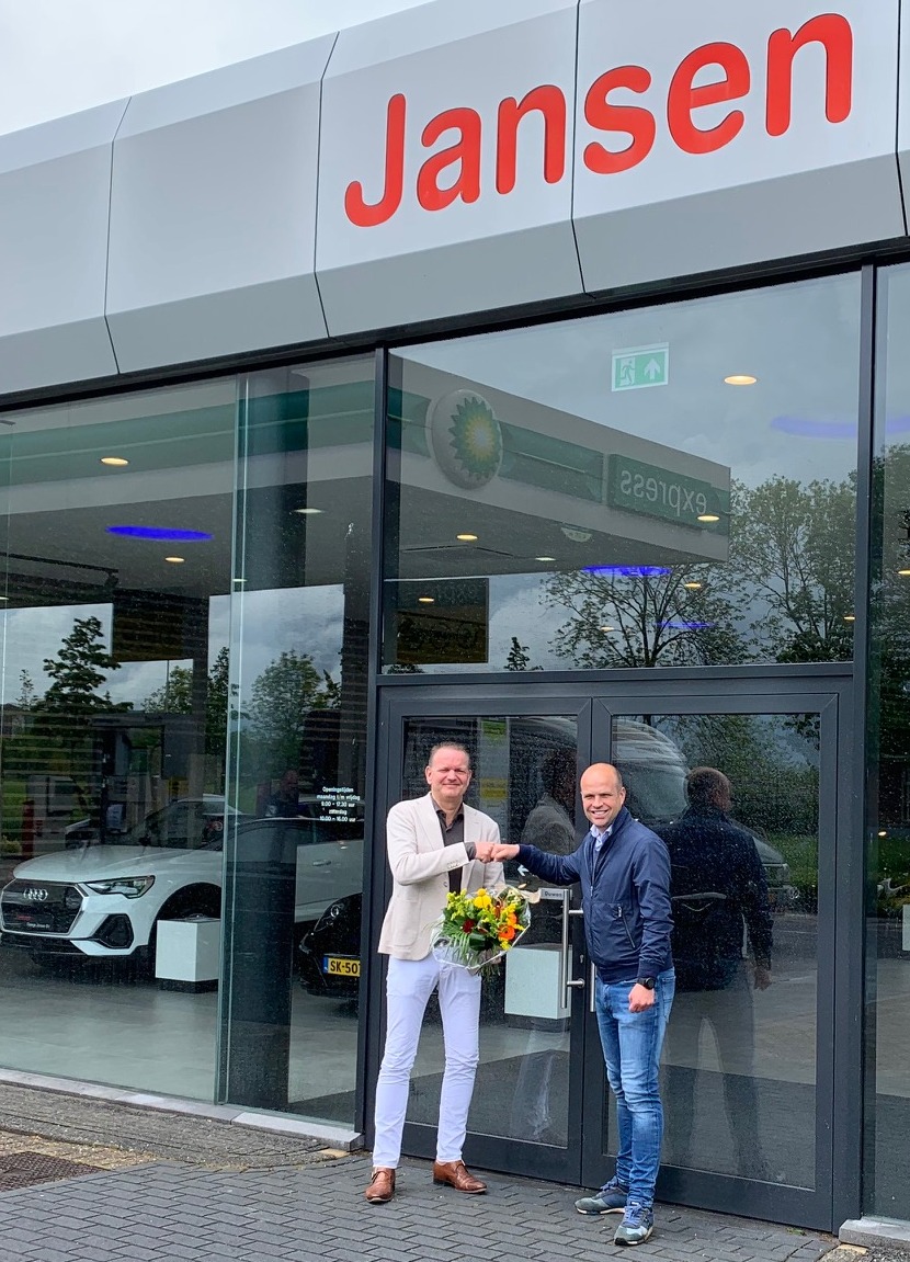 Garage Jansen wordt Topsponsor VV Berkum