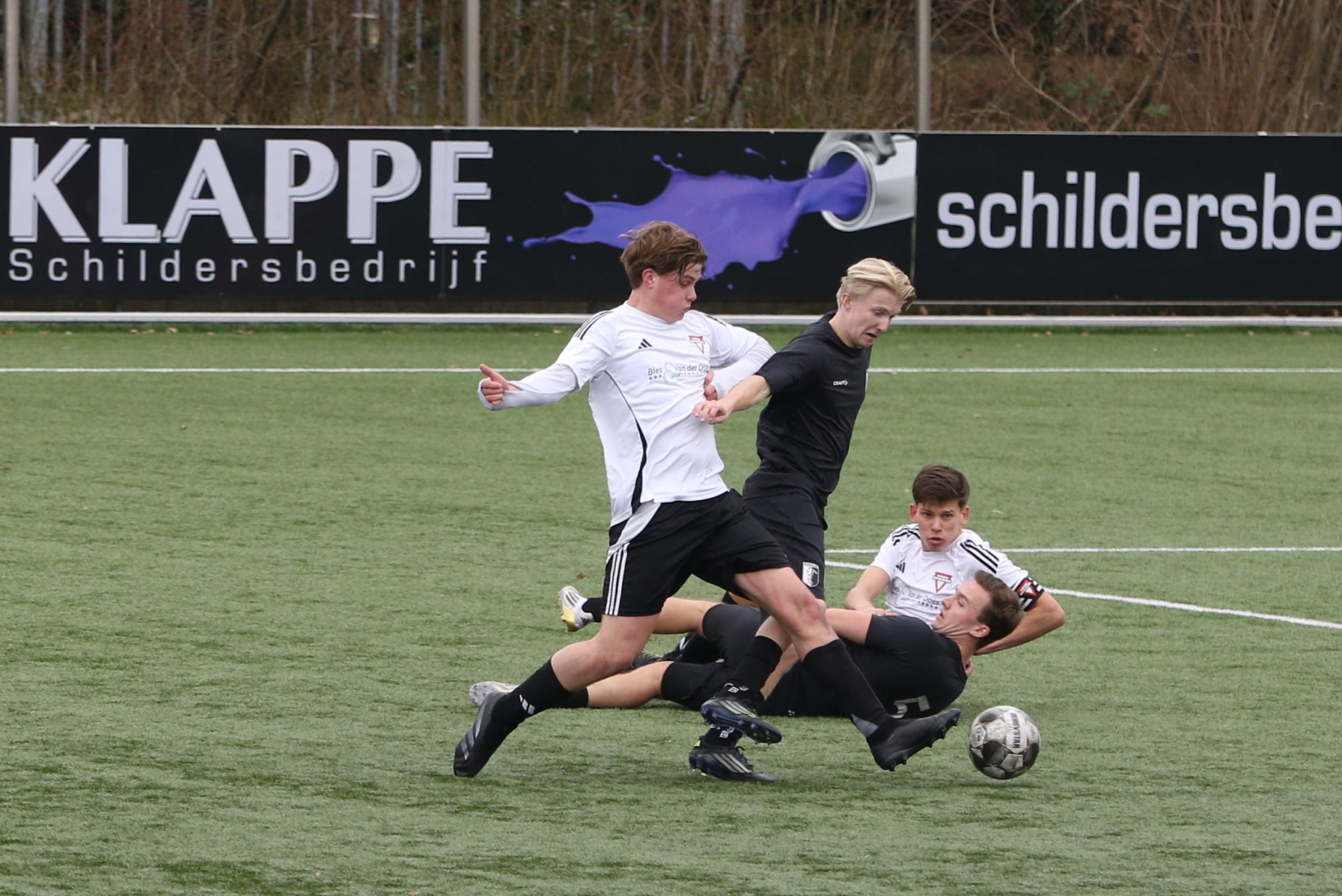 Berkum 2 riant aan kop in Reserve Hoofdklasse