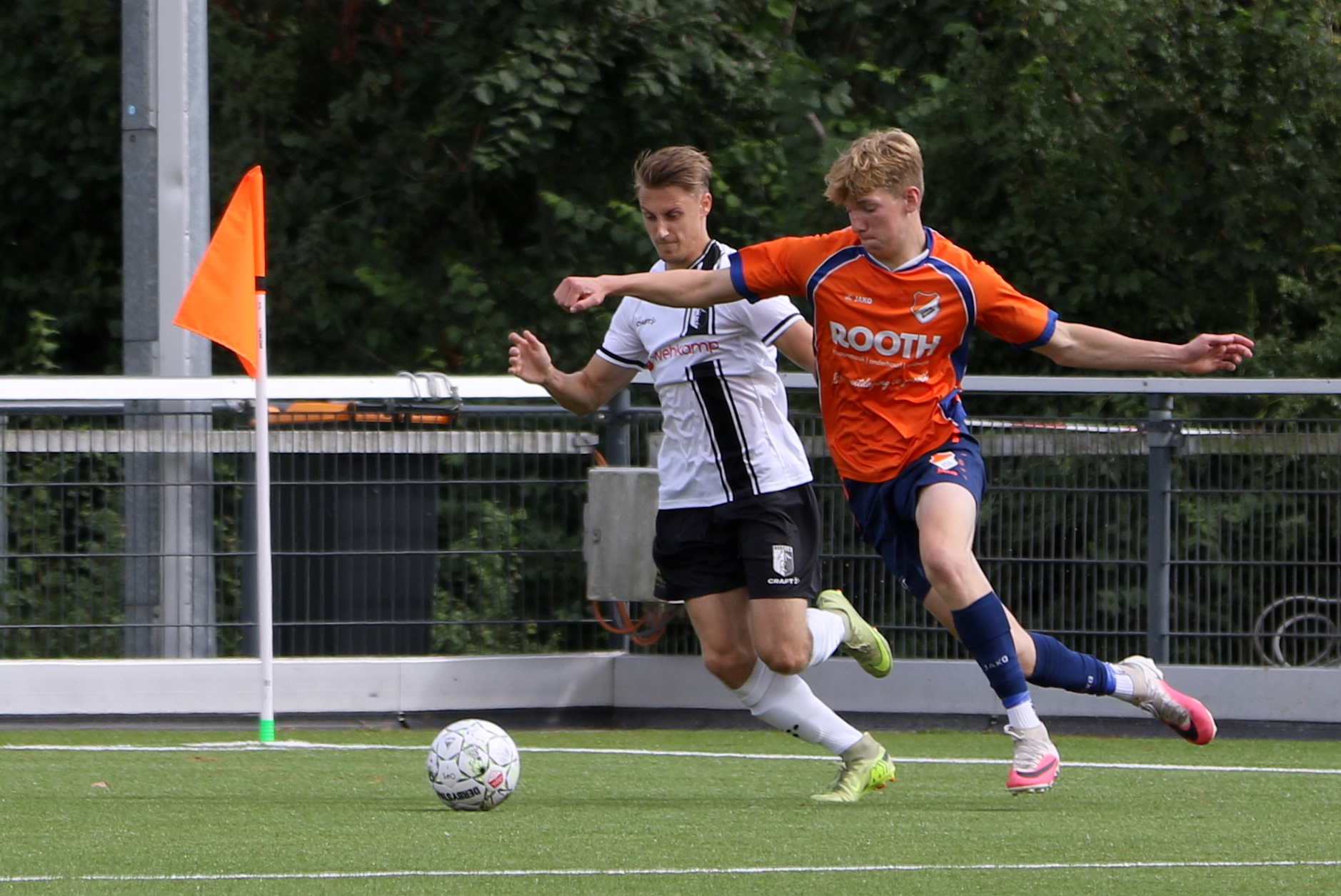 Berkum knokt zich naar winst bij ONS Sneek